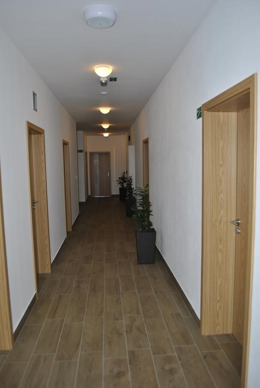 Hotel Golf Jezera Ostrožská Nová Ves Eksteriør billede